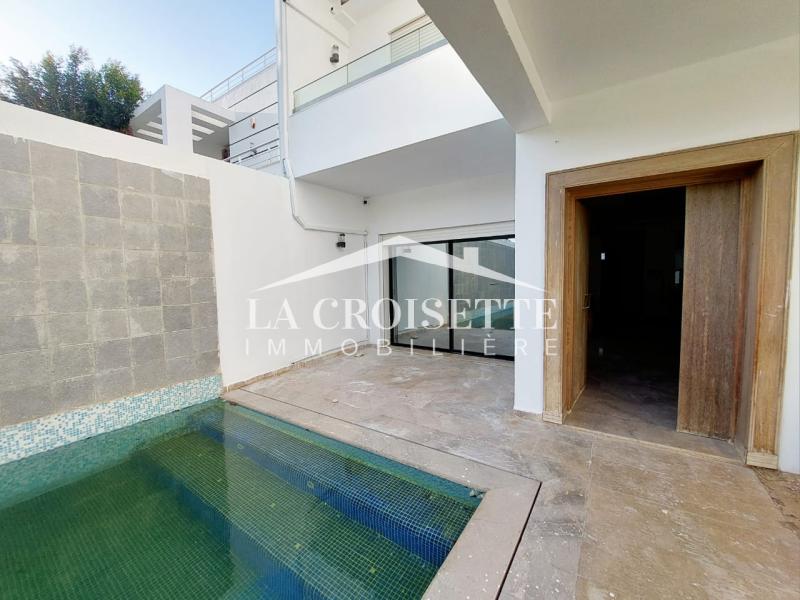 Villa S+4 avec piscine à Gammarth